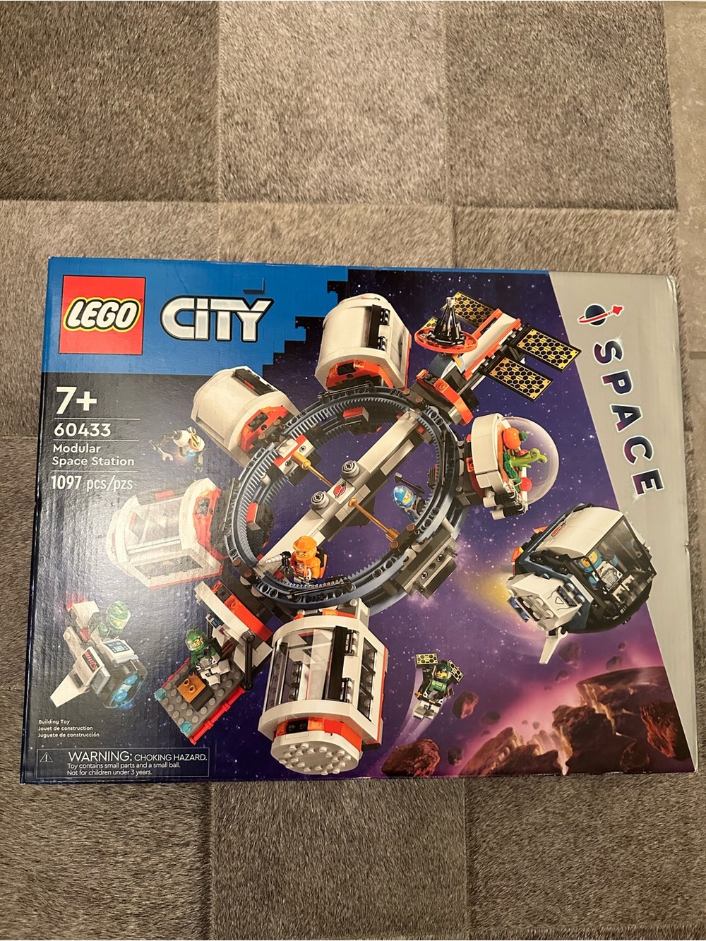 NWT Lego #60433 City Modular Space Station